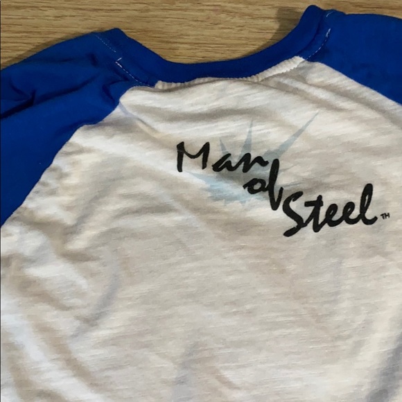 DC Comics Flip Sequin Superman Logo Raglan Shirt - Picture 6 of 7